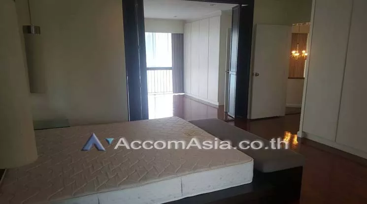 7  4 br Apartment For Rent in Sukhumvit ,Bangkok BTS Nana at Suite for family 1411400