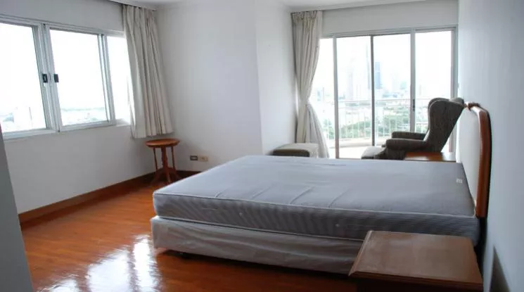 9  3 br Apartment For Rent in Sathorn ,Bangkok BRT Technic Krungthep at Perfect life in Bangkok 2046803