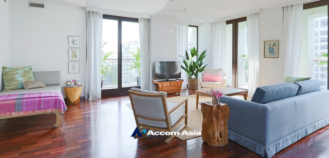 4  4 br Apartment For Rent in Silom ,Bangkok BTS Surasak at A Unique design and Terrace 1411474