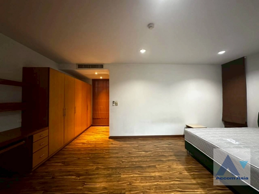 25  4 br House for rent and sale in Pattanakarn ,Bangkok BTS On Nut at Panya Pattanakarn Village 1811526