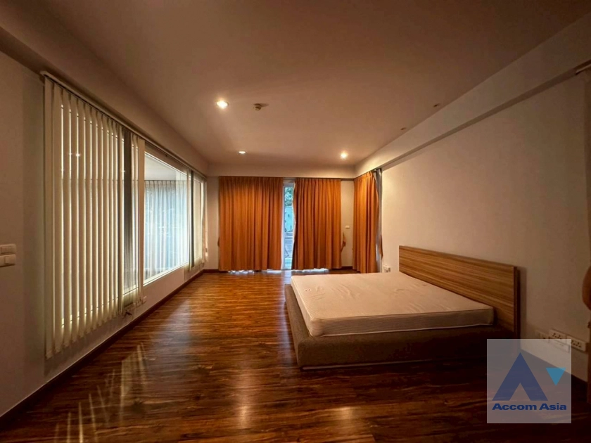 21  4 br House for rent and sale in Pattanakarn ,Bangkok BTS On Nut at Panya Pattanakarn Village 1811526