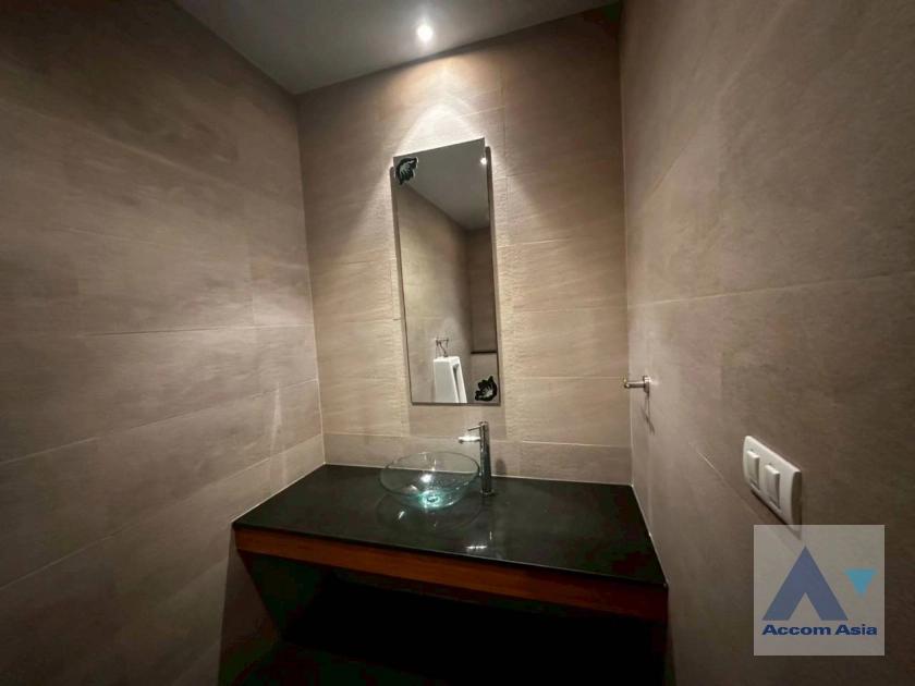 43  4 br House for rent and sale in Pattanakarn ,Bangkok BTS On Nut at Panya Pattanakarn Village 1811526