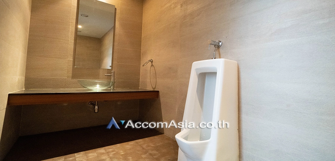 22  4 br House for rent and sale in Pattanakarn ,Bangkok BTS On Nut at Panya Pattanakarn Village 1811527