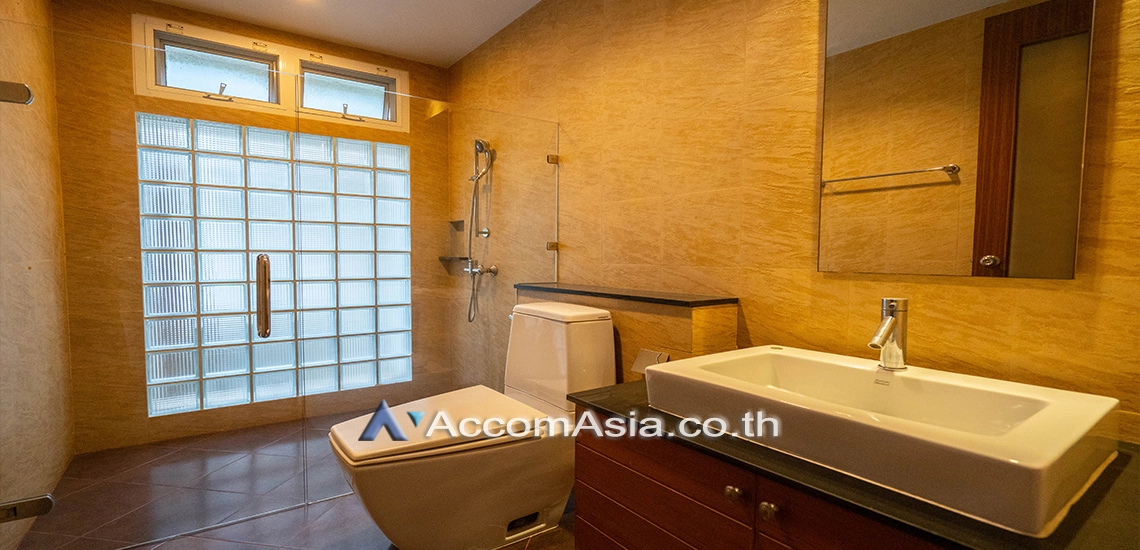 23  4 br House for rent and sale in Pattanakarn ,Bangkok BTS On Nut at Panya Pattanakarn Village 1811527