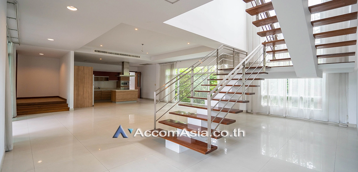 5  4 br House for rent and sale in Pattanakarn ,Bangkok BTS On Nut at Panya Pattanakarn Village 1811527