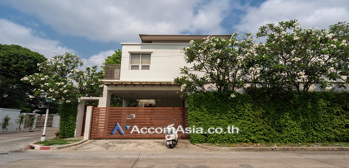  2  4 br House for rent and sale in Pattanakarn ,Bangkok BTS On Nut at Panya Pattanakarn Village 1811527