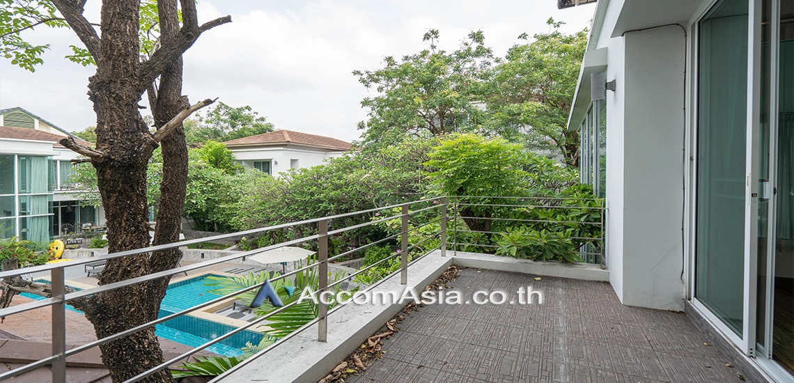 12  4 br House for rent and sale in Pattanakarn ,Bangkok BTS On Nut at Panya Pattanakarn Village 1811527
