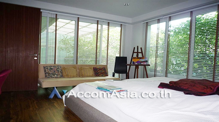 9  4 br House For Rent in Pattanakarn ,Bangkok BTS On Nut at Panya Pattanakarn Village 1811528