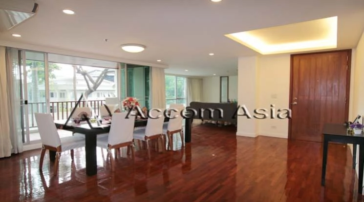 Pet friendly |  High-end Low Rise  Apartment  3 Bedroom for Sale & Rent BTS Surasak in Silom Bangkok