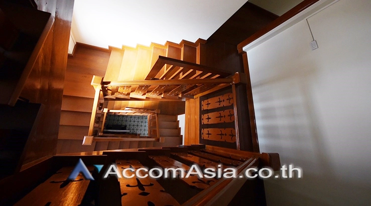 6  3 br House For Rent in Sukhumvit ,Bangkok BTS Thong Lo 1911636