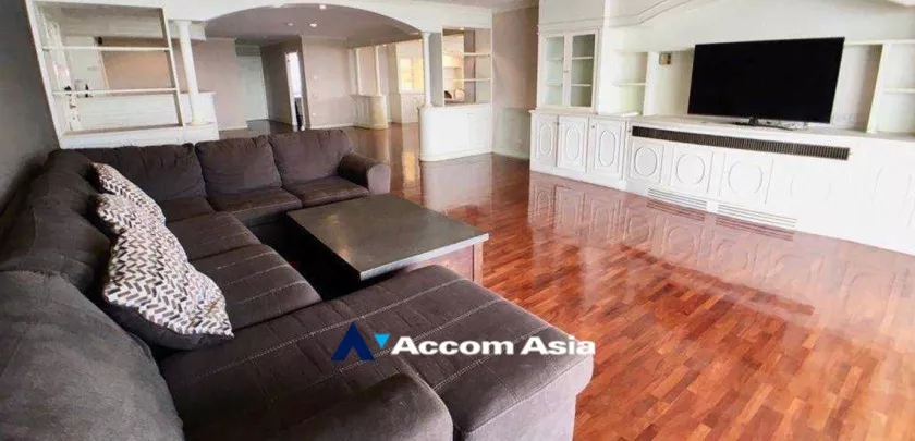 unitPet friendly |  3 Bedrooms  Condominium For Rent in Sukhumvit, Bangkok  near BTS Ekkamai (1511652)