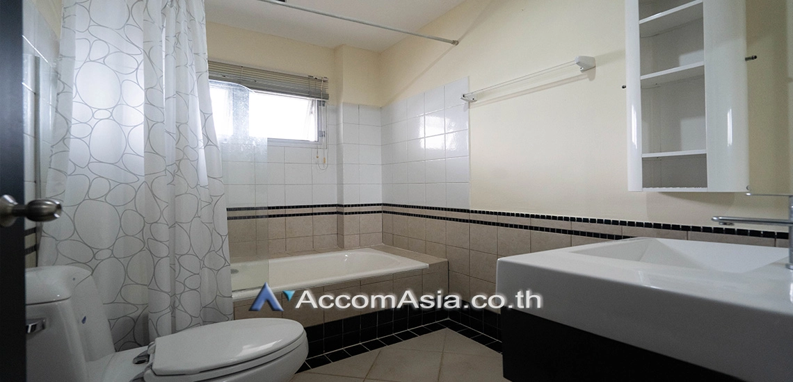  1  2 br Apartment For Rent in Sukhumvit ,Bangkok BTS Thong Lo at Pet-Friendly, Cozy and Serene Serviced Apartment in Thonglor 1411696