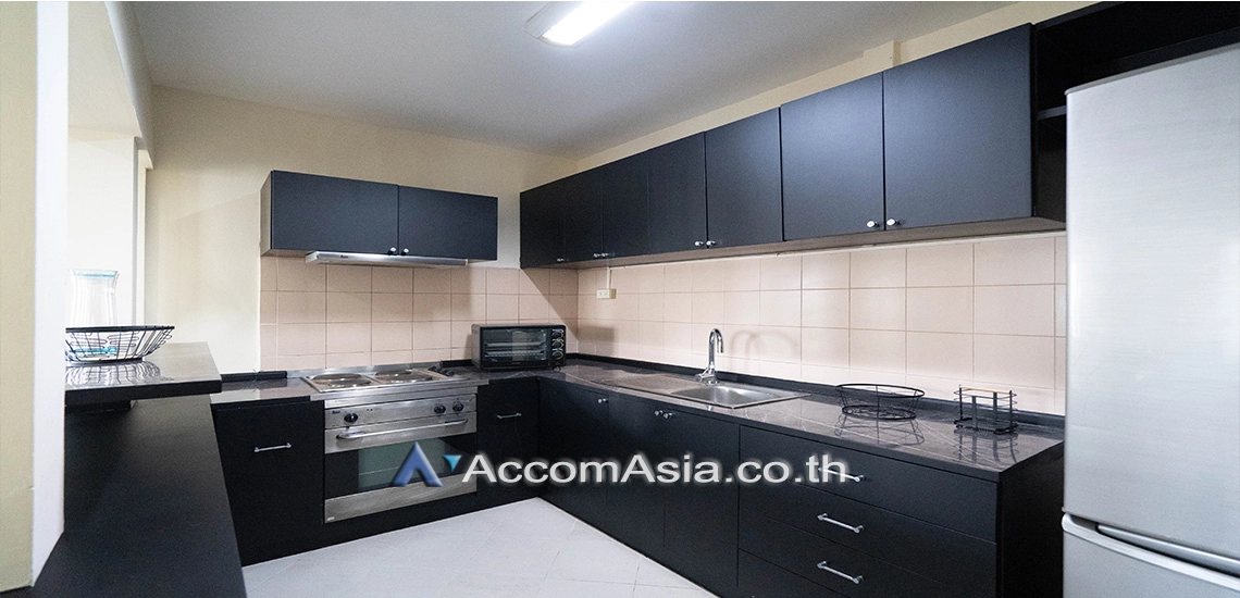 4  2 br Apartment For Rent in Sukhumvit ,Bangkok BTS Thong Lo at Pet-Friendly, Cozy and Serene Serviced Apartment in Thonglor 1411696