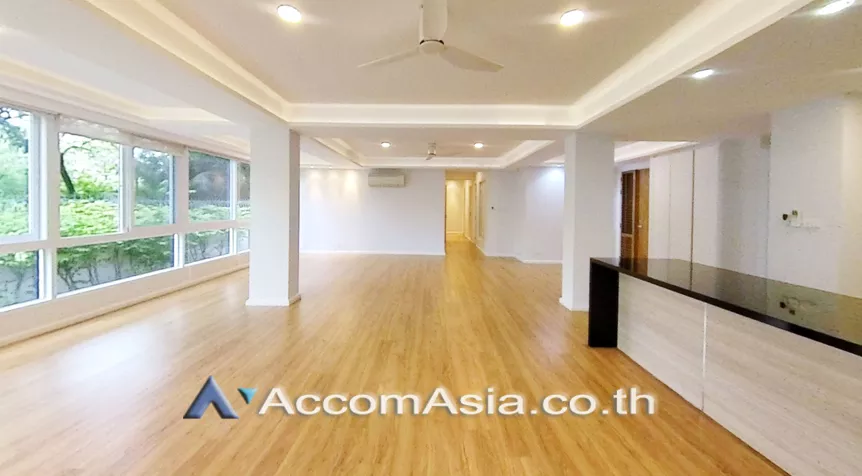 Pet friendly |  4 Bedrooms  Apartment For Rent in Sathorn, Bangkok  near BRT Technic Krungthep (1411704)