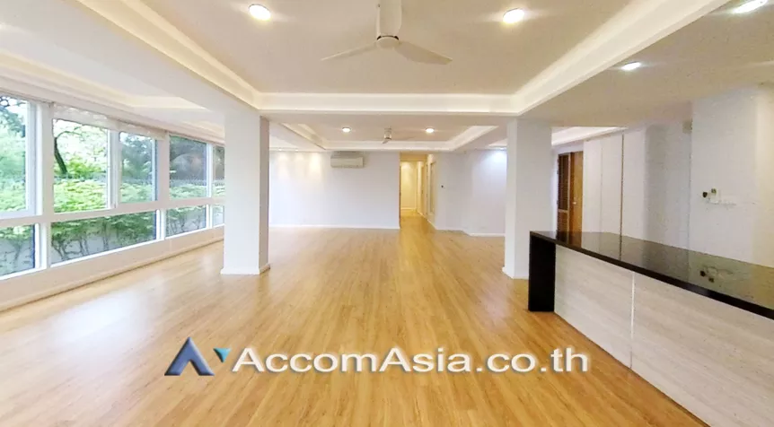 unitPet friendly |  4 Bedrooms  Apartment For Rent & Sale in Sathorn, Bangkok  near BTS Chong Nonsi (1411704)