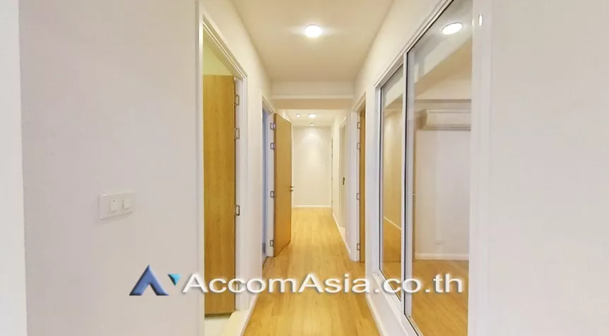 11  4 br Apartment For Rent in Sathorn ,Bangkok BRT Technic Krungthep at Low rise - Cozy Apartment 1411704