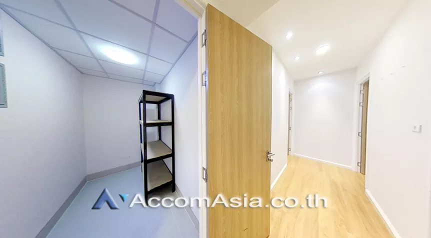 14  4 br Apartment For Rent in Sathorn ,Bangkok BRT Technic Krungthep at Low rise - Cozy Apartment 1411704