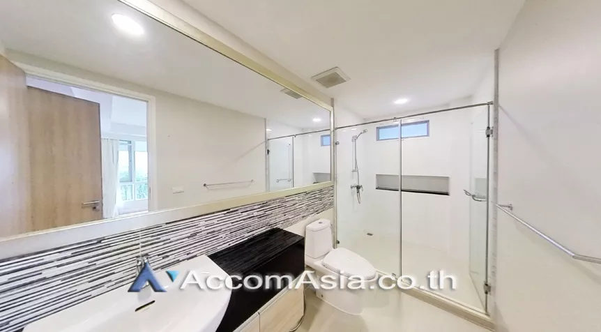 10  4 br Apartment For Rent in Sathorn ,Bangkok BRT Technic Krungthep at Low rise - Cozy Apartment 1411704
