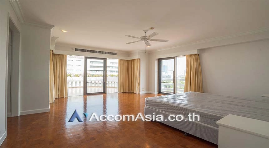 11  4 br Apartment For Rent in Sathorn ,Bangkok BTS Chong Nonsi at Kid Friendly Place Short Walk to Nang Linchi Road 1411706