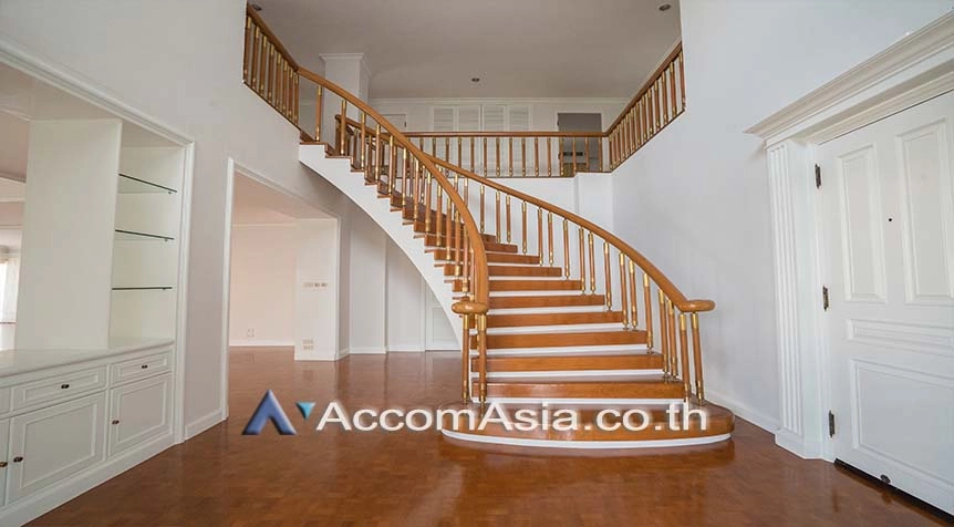  1  4 br Apartment For Rent in Sathorn ,Bangkok BTS Chong Nonsi at Kid Friendly Place Short Walk to Nang Linchi Road 1411706