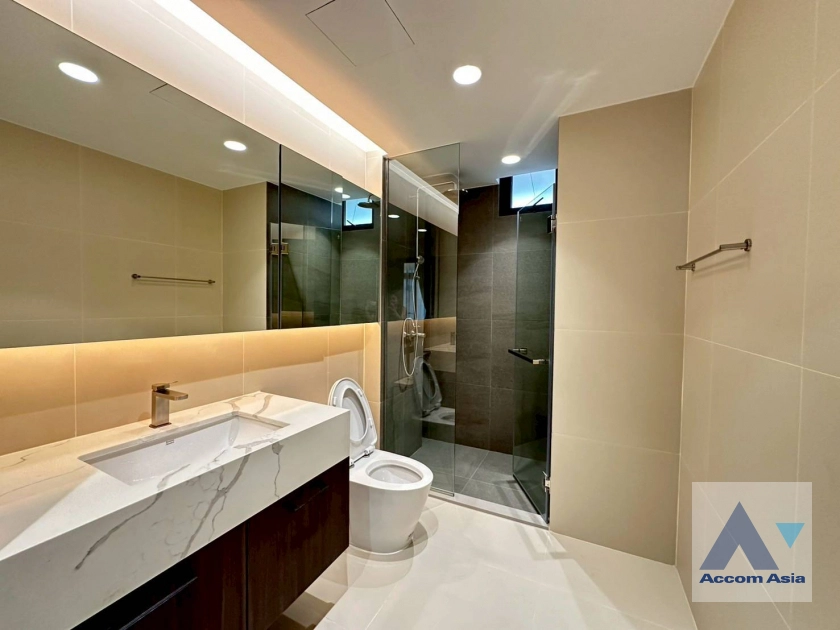 20  3 br Condominium For Rent in Sukhumvit ,Bangkok BTS Phrom Phong at Ruamsuk Condominium 20481