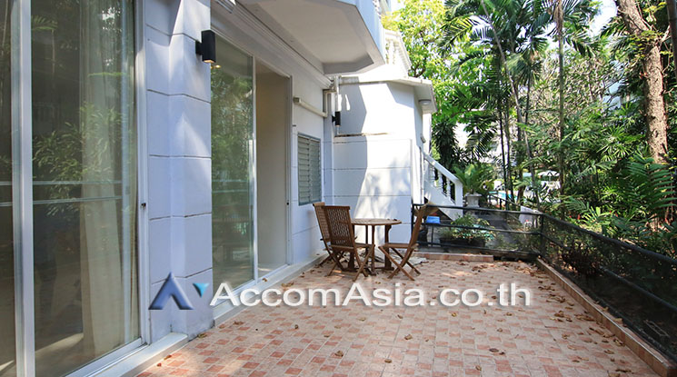 14  3 br Townhouse For Rent in Sukhumvit ,Bangkok BTS Thong Lo at House in garden compound with pool 2611828