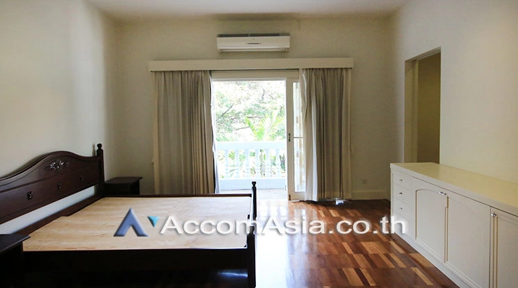 9  3 br Townhouse for rent and sale in Sukhumvit ,Bangkok  at House in garden compound with pool 2611828