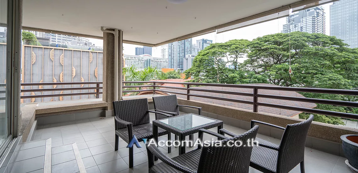 Big Balcony |  Calm and Peaceful Apartment  4 Bedroom for Rent BTS Nana in Sukhumvit Bangkok