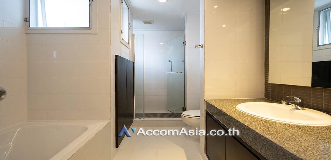 12  4 br Apartment For Rent in Sukhumvit ,Bangkok BTS Nana at Calm and Peaceful 20486