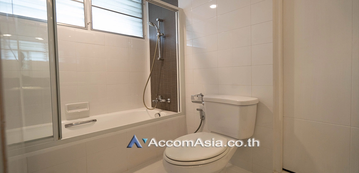 13  4 br Apartment For Rent in Sukhumvit ,Bangkok BTS Nana at Calm and Peaceful 20486
