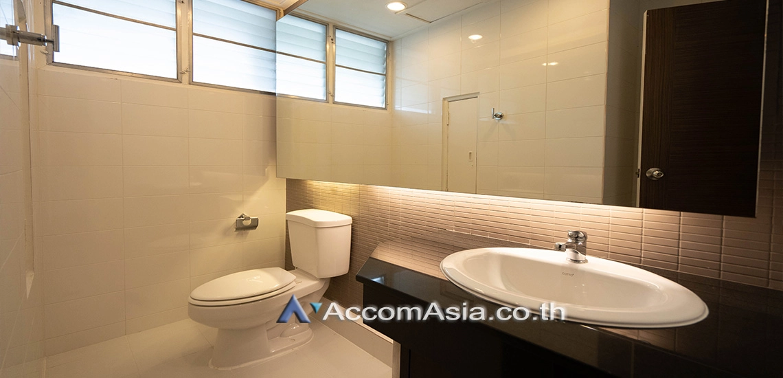 14  4 br Apartment For Rent in Sukhumvit ,Bangkok BTS Nana at Calm and Peaceful 20486