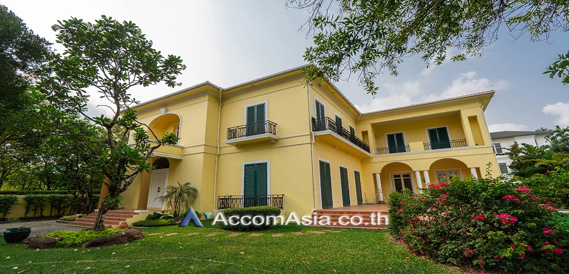  2  4 br House For Rent in New Phetchaburi ,Bangkok MRT Lat Phrao 1711845