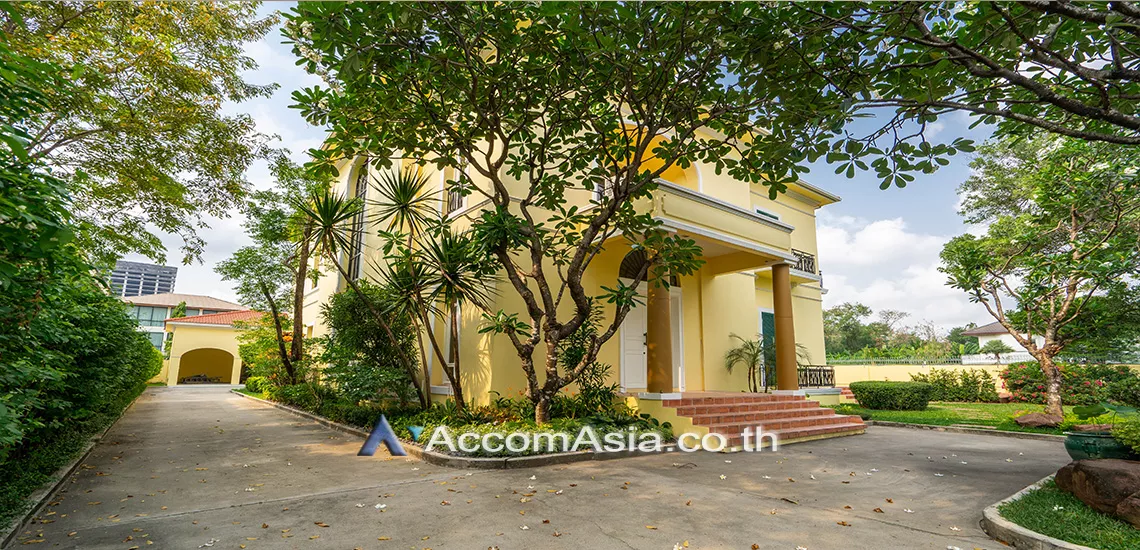 1  4 br House For Rent in ratchadapisek ,Bangkok MRT Lat Phrao 1711845