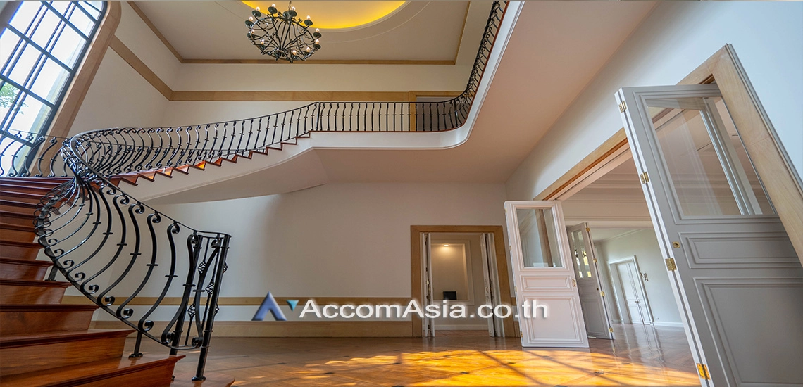 9  4 br House For Rent in New Phetchaburi ,Bangkok MRT Lat Phrao 1711845