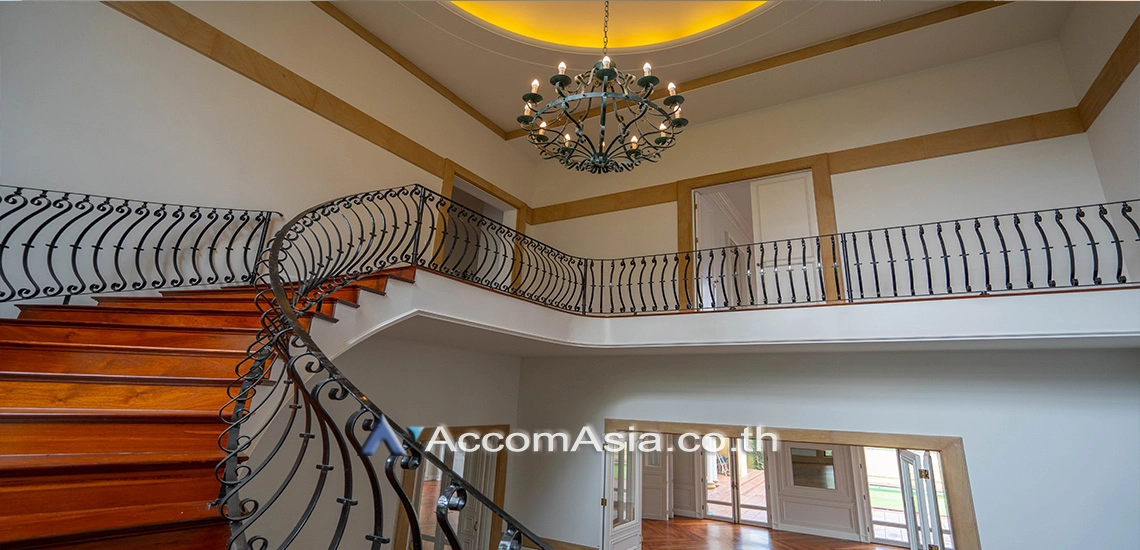 10  4 br House For Rent in New Phetchaburi ,Bangkok MRT Lat Phrao 1711845