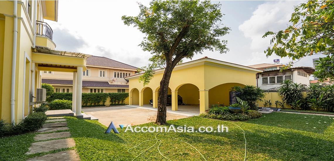 6  4 br House For Rent in New Phetchaburi ,Bangkok MRT Lat Phrao 1711845