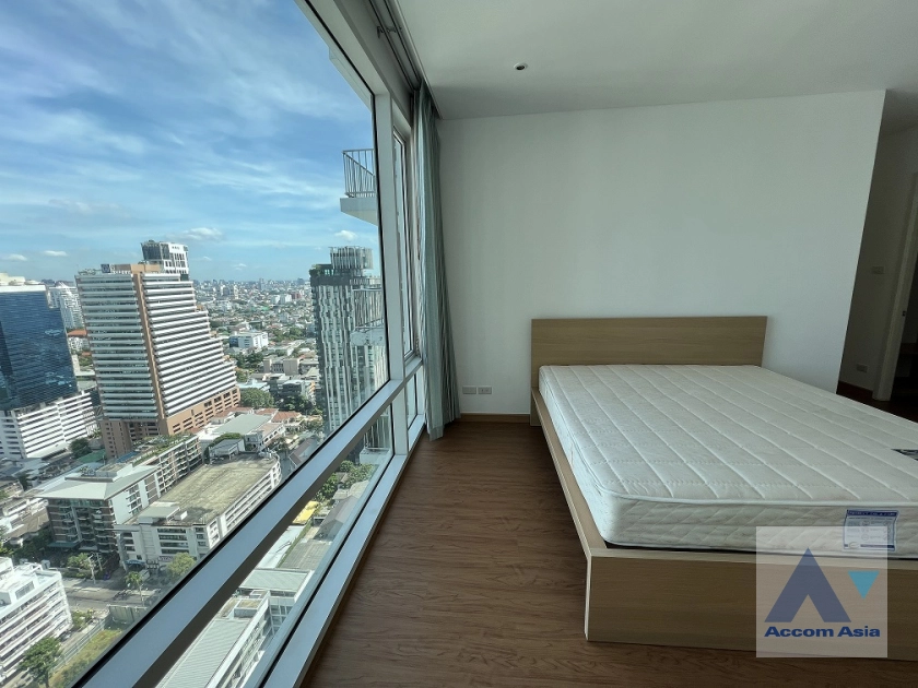 23  2 br Condominium For Sale in Sukhumvit ,Bangkok BTS Ekkamai at Fullerton Sukhumvit 1511879