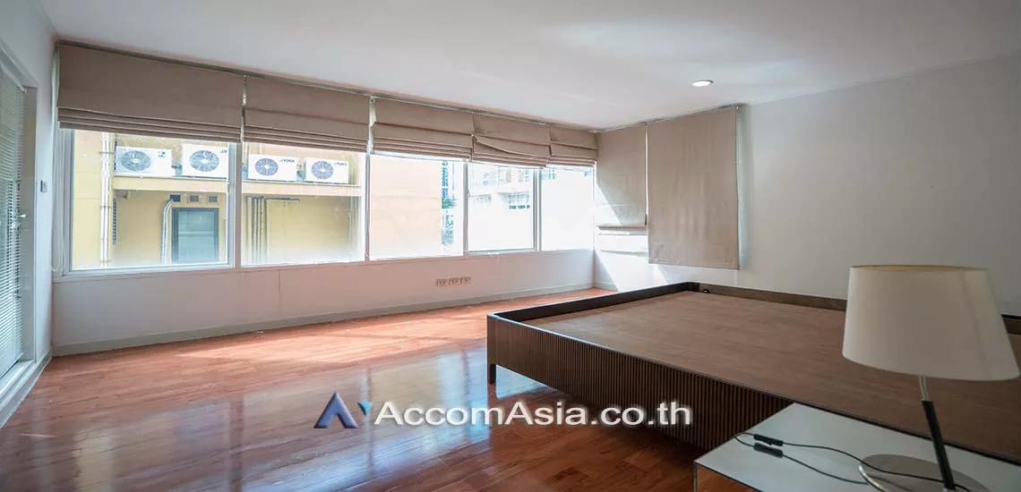  1  3 br Condominium For Rent in Ploenchit ,Bangkok BTS Ploenchit at Baan Siri Ruedee 1511926