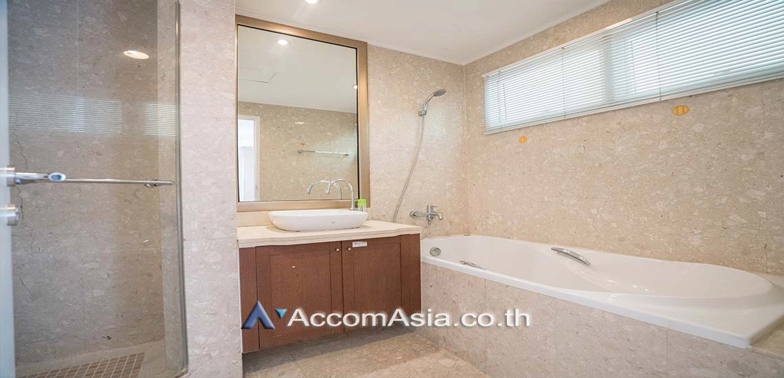 7  3 br Condominium For Rent in Ploenchit ,Bangkok BTS Ploenchit at Baan Siri Ruedee 1511926
