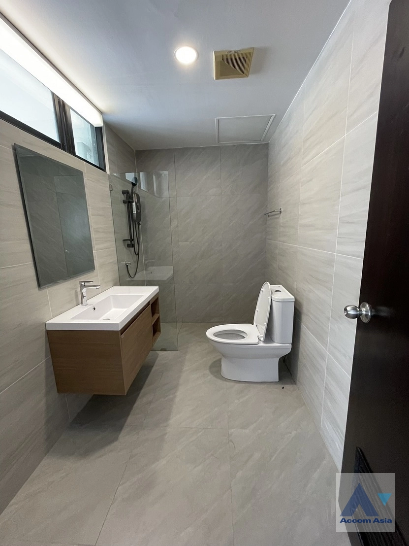 9  3 br Condominium for rent and sale in Sathorn ,Bangkok BTS Sala Daeng - MRT Lumphini at Sathorn Gardens 1511931