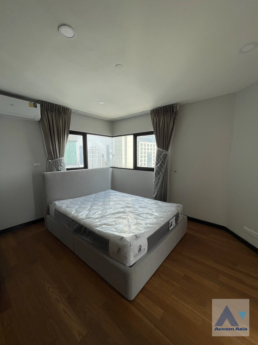 11  3 br Condominium for rent and sale in Sathorn ,Bangkok BTS Sala Daeng - MRT Lumphini at Sathorn Gardens 1511931