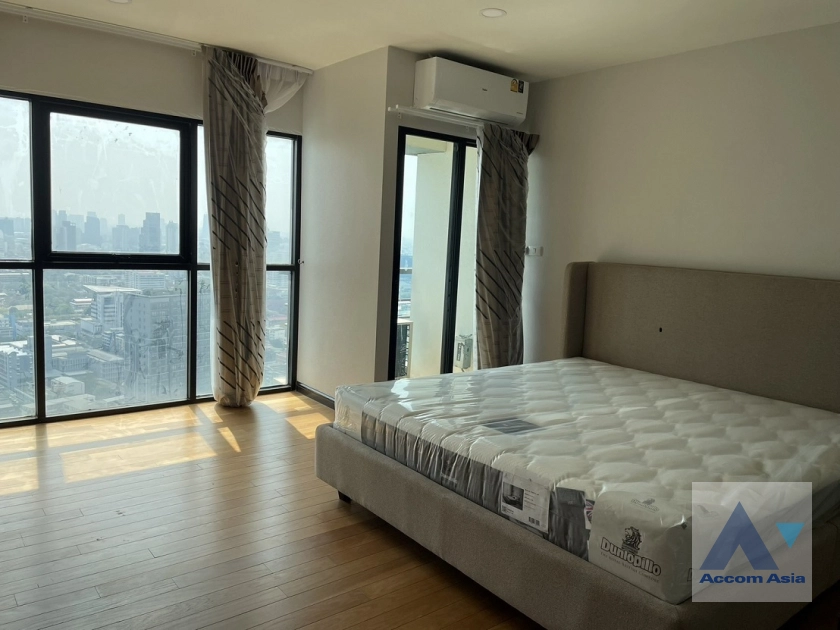 12  3 br Condominium for rent and sale in Sathorn ,Bangkok BTS Sala Daeng - MRT Lumphini at Sathorn Gardens 1511931
