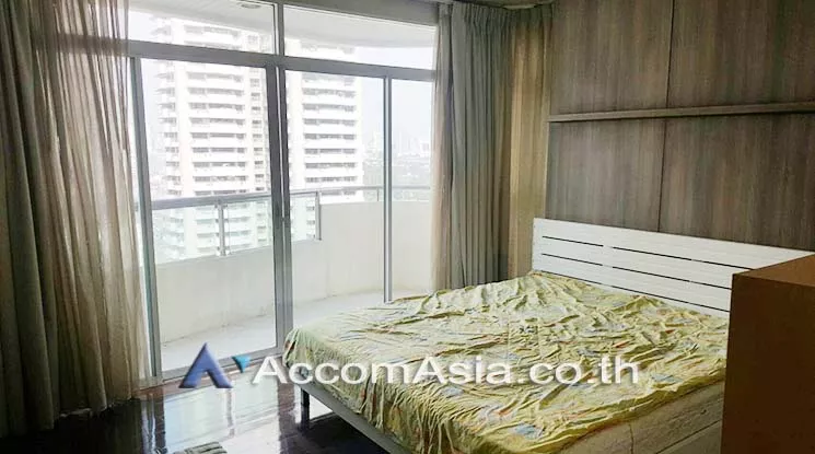  2 Bedrooms  Condominium For Rent & Sale in Sukhumvit, Bangkok  near BTS Nana (1511959)