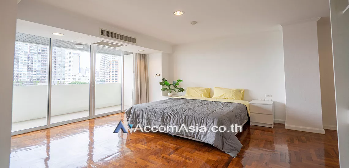 7  3 br Apartment For Rent in Sathorn ,Bangkok BTS Chong Nonsi at Perfect For Family 1411998