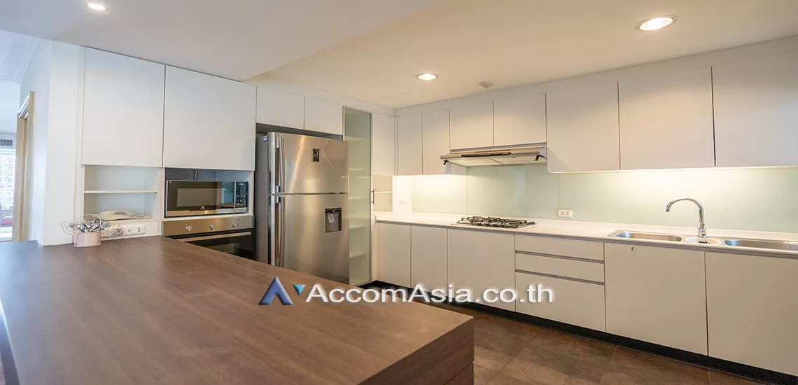 5  3 br Apartment For Rent in Sathorn ,Bangkok BTS Chong Nonsi at Perfect For Family 1411998