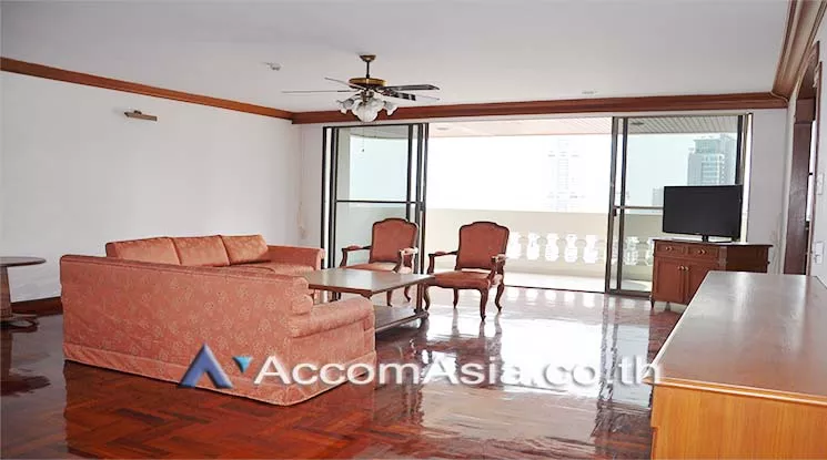 Big Balcony, Pet friendly |  3 Bedrooms  Apartment For Rent in Sukhumvit, Bangkok  near BTS Phrom Phong (1001801)