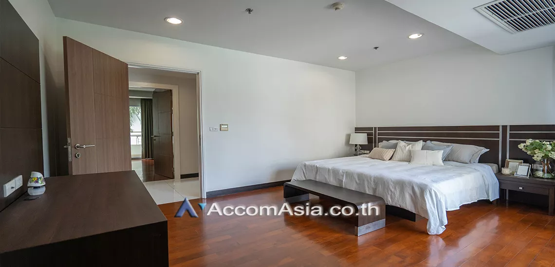 7  3 br Apartment For Rent in Sukhumvit ,Bangkok BTS Ekkamai at Boutique living space 1412000