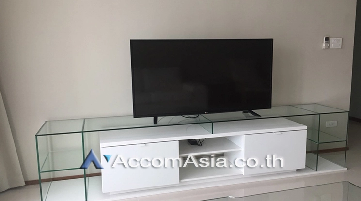 unit 2 Bedrooms  Condominium For Rent in Ploenchit, Bangkok  near BTS Chitlom (1512002)