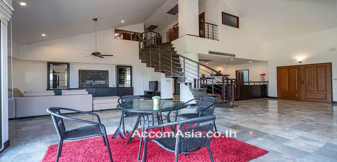 Double High Ceiling, Duplex Condo |  The exclusive private living Apartment  4 Bedroom for Rent BTS Phrom Phong in Sukhumvit Bangkok