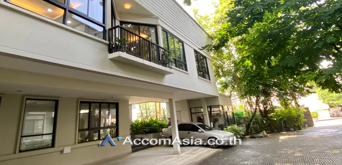  2  2 br House For Rent in Sukhumvit ,Bangkok BTS Thong Lo at The urban forestry residence 2612021